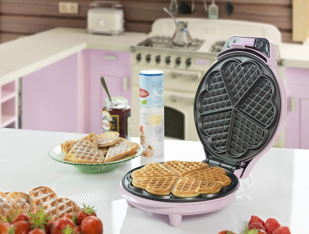 Bestron Sweet Dreams Waffle Iron for waffles on a Stick, pink