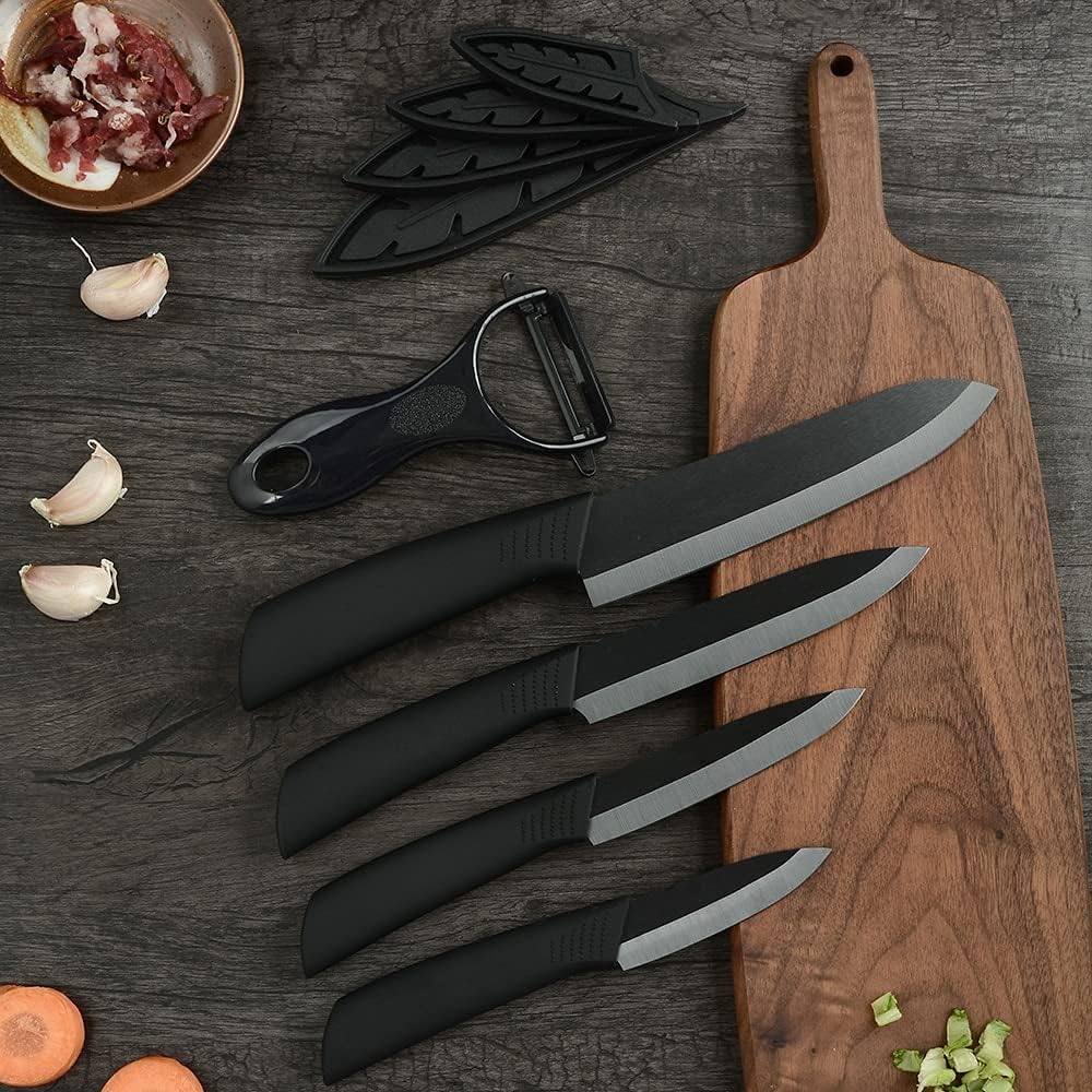 AlD 5-piece ceramic knife set consisting of 4 ceramic knives and a peeler